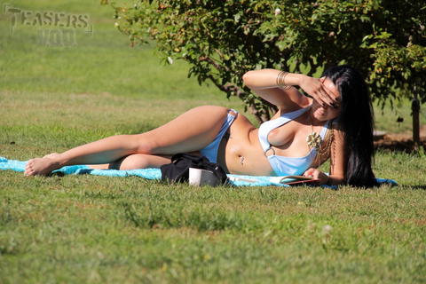 Jackie Daniels - Jackie Daniels Gets Caught Flashing In The Park! - photo 1 of 1
