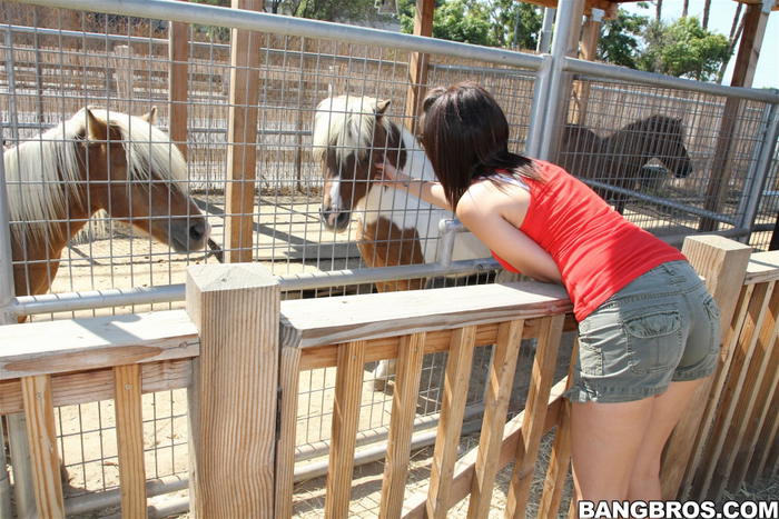 Missi Daniels Bent Over Missi Daniels Bent Over