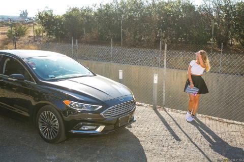 Britney Amber - Britney Amber Gets a Stop and Frisk by Undercover Cop! - photo 2 of 18