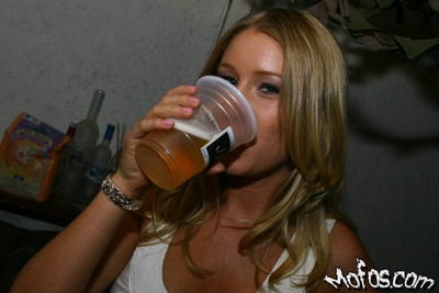Allison Pierce Gets Crazy At A Keg Party!