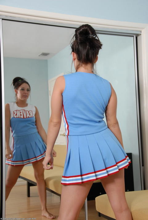 Gracie Glam - Gracie Glam Is One Kinky Cheerleader! - photo 1 of 1