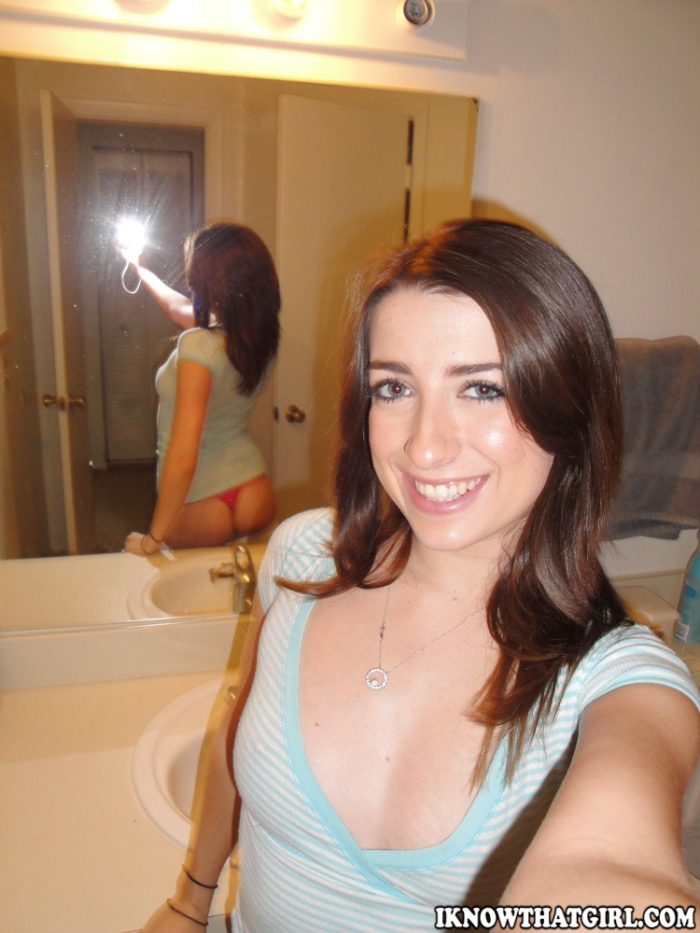 Alexa Jones All Smiles