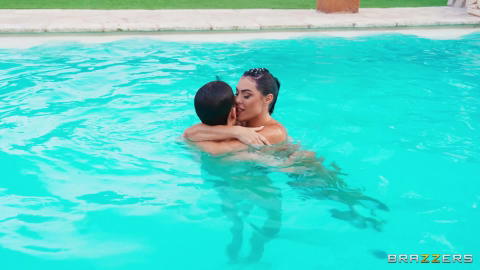 Brazzers - Sapphire Astrea Fucked In The Pool And Cumed On By, Jordi El Nino Polla! - photo 24 of 24