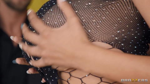 Brazzers - Katrina Moreno Dances Her Way Into Fucking Vince Karter! - photo 2 of 24