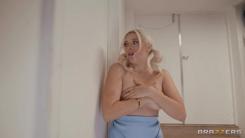 Brazzers - Gia OhMy, August Skye And Queenie Sateen Dorm Room Lesbian Sex! - photo 24 of 24