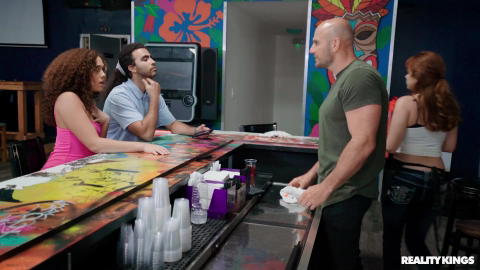 Reality Kings - Willow Ryder Is Fucking JMac At A Dive Bar! - photo 1 of 1
