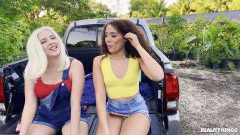 Reality Kings - Gia OhMy And Willow Ryder Fucking Damion Dayski In A Pickup Truck Bed! - photo 2 of 24