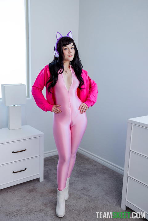Team Skeet - Jade Valentine Doing Butt Sex For Teens Love Anal! - photo 1 of 1