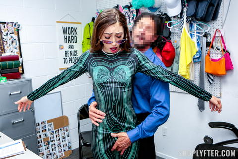Team Skeet - Shoplyfter Has The Petite Tiana Blow Sucking And Fucking! - photo 1 of 1