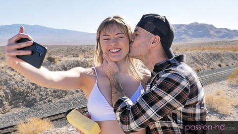 Passion HD - Amber Moore Desert Hiker Fucking Brock Cooper! - photo 8 of 24