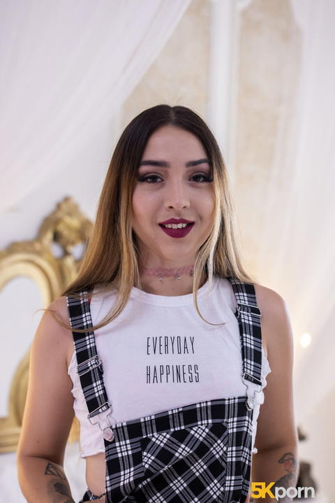 Newer Models - Melania Dark Shows Off That Ass And Has Sex! - photo 1 of 1