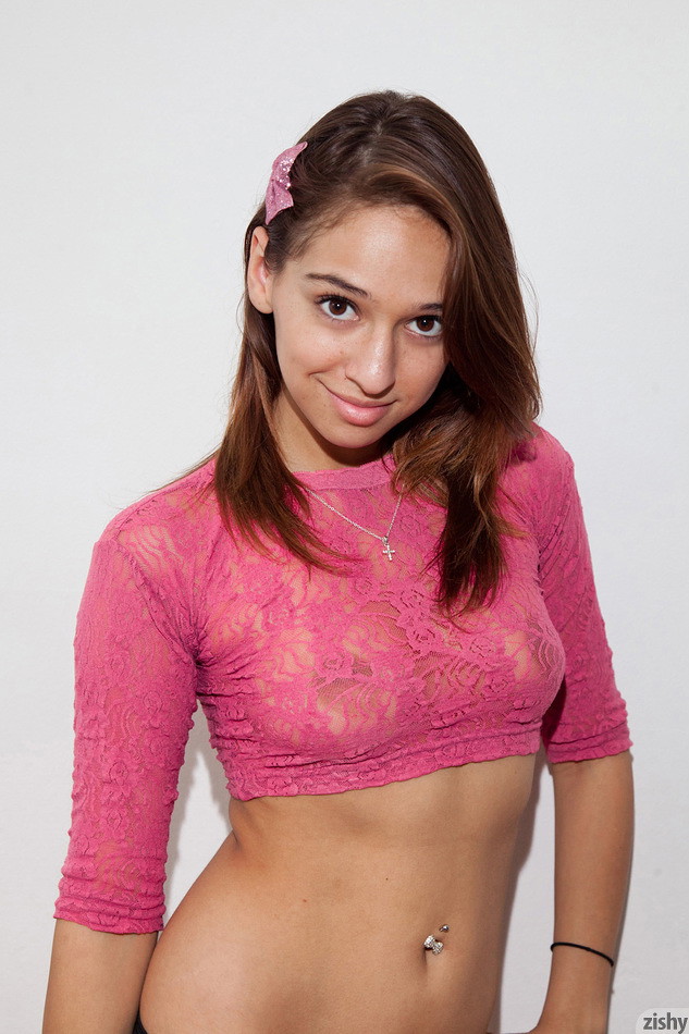 Sara Luvv Pink Lips