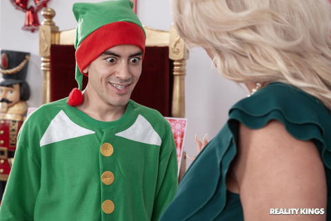 Alura Jenson - Alura Jenson Has Always Had A Fetish For Santa! - photo 8 of 24