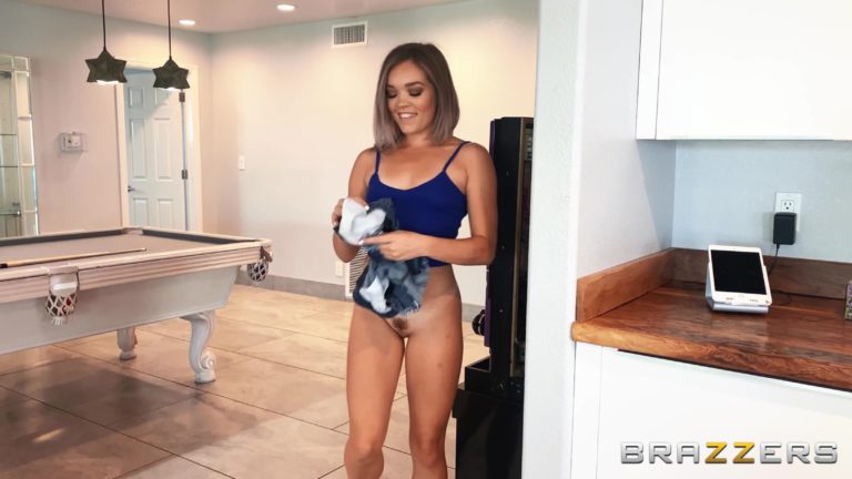 Alexis Fawx - Alexis Fawx And Katie Kush Are Fucking Each Other In The Laundry Room! - photo 1 of 1