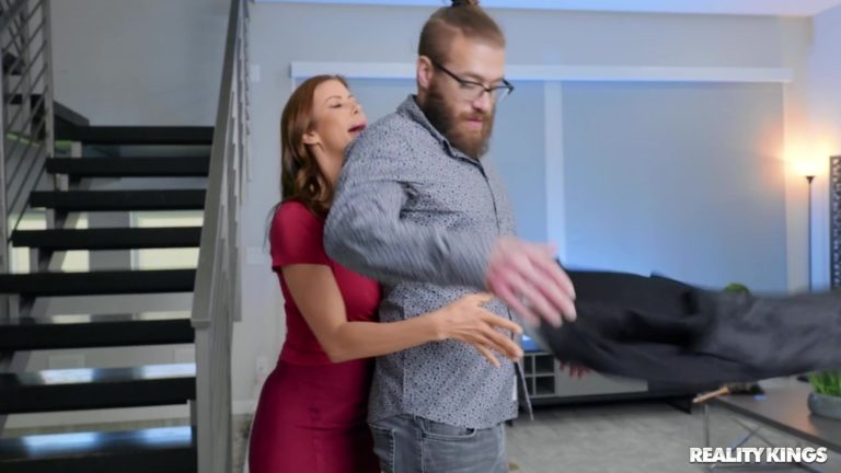 Alexis Fawx - Alexis Fawx And Xander Corvus Getting In A Quick Fuck! - photo 1 of 1