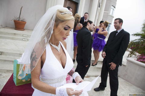 Devon - Devon Gets In A Hot Fuck At Her Wedding! - photo 21 of 38