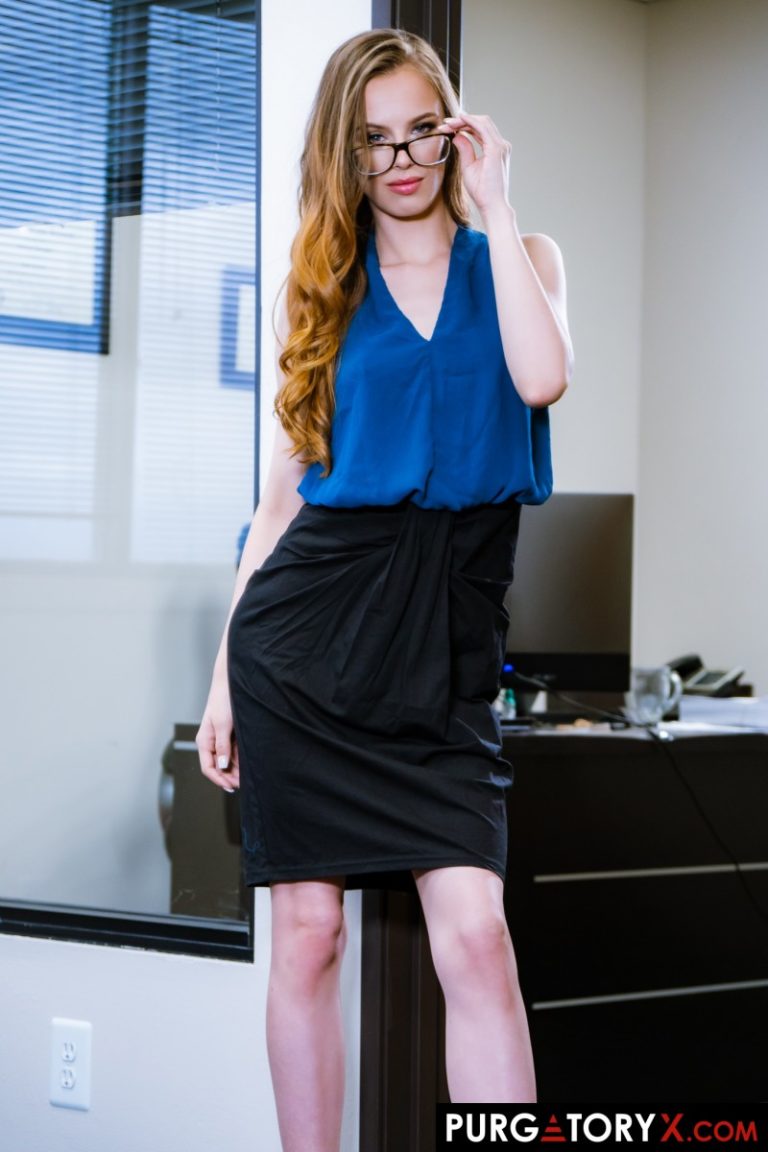 Jillian Janson - Jillian Janson Takes It Up The Ass In The Office! - photo 1 of 1