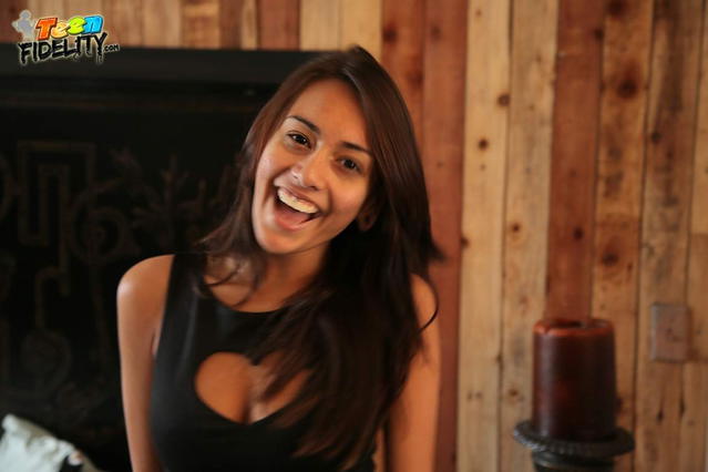 Janice Griffith Photoshoot Turns Into A Fuck Session!