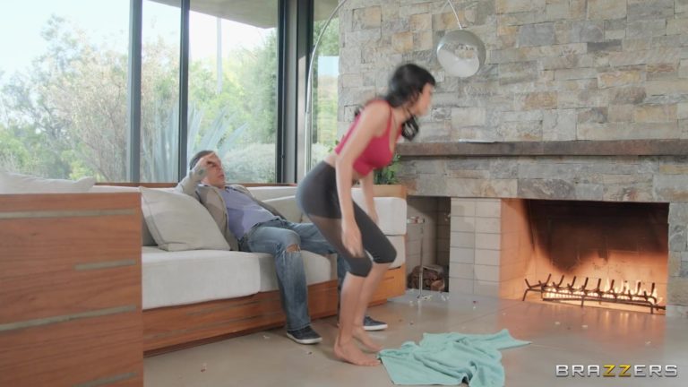 Janice Griffith - Janice Griffith Stops Yoga For A Big Cock! - photo 1 of 1