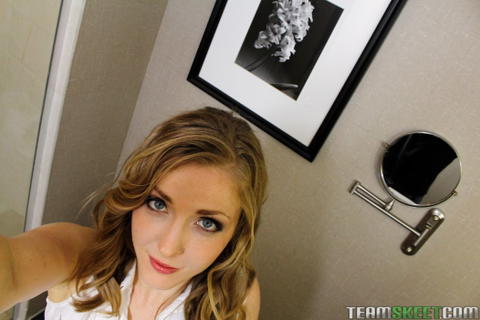 Karla Kush - Karla Kush Takes On A Cock In A Hotel Room! - photo 1 of 1