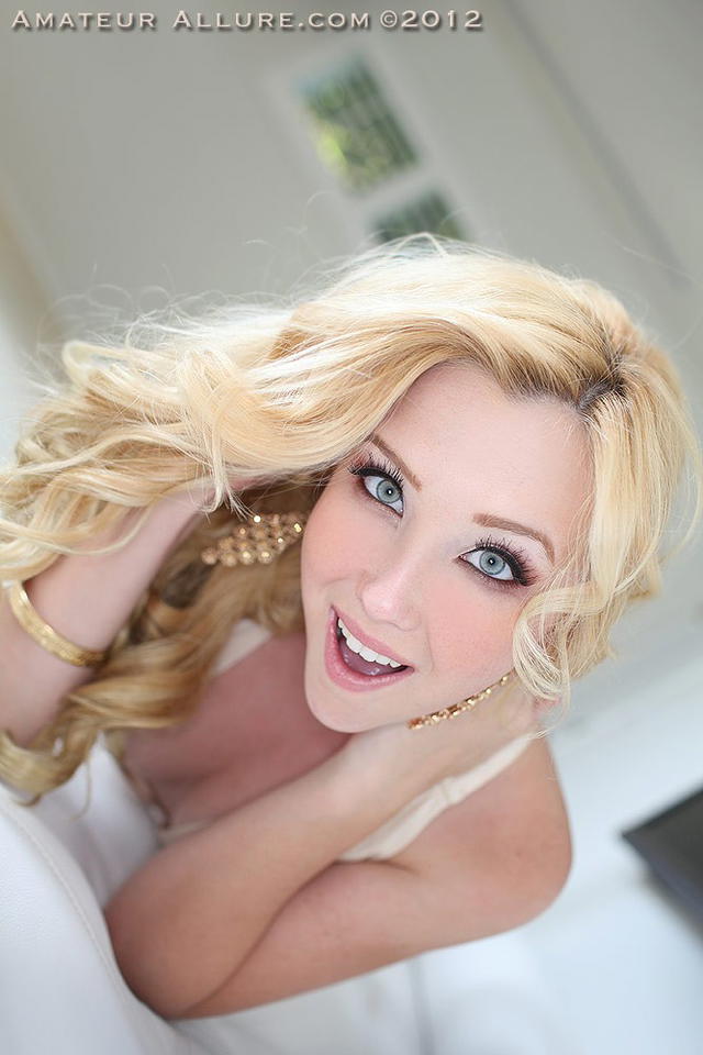 Samantha Rone Fucking And Being Cumed On At Amateur Allure!
