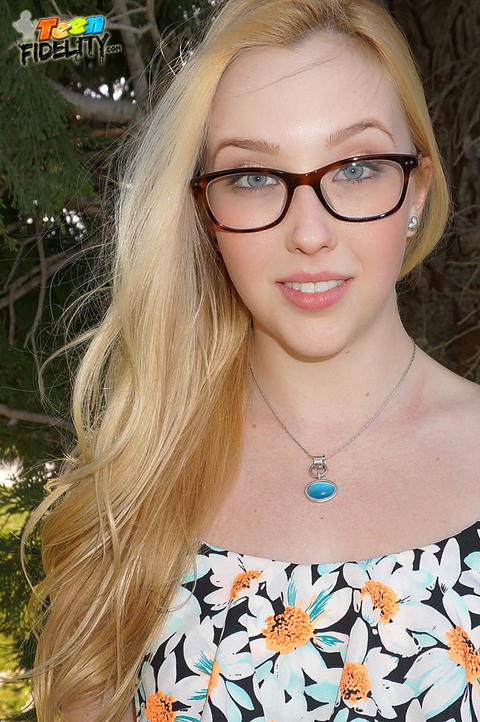 Samantha Rone - Samantha Rone Ends Up With Cum All Over Her Glasses! - photo 1 of 1