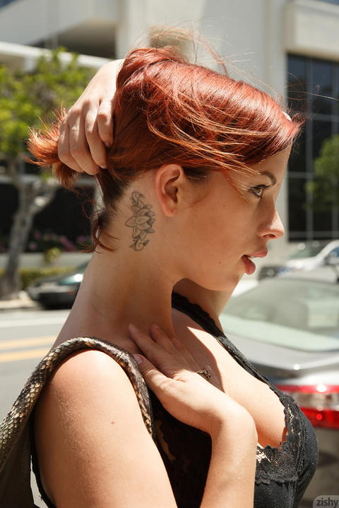 Zishy - Orli Krowan Shows us The Art of Charm! - photo 2 of 8