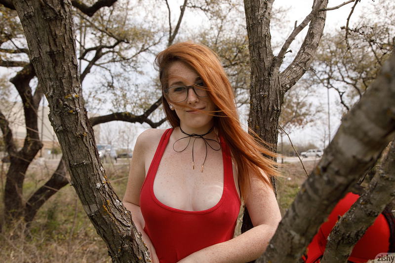 Ruby Corbett Ruby Corbett In Her Very Tight Faded Jeans! – My Zishy Blog