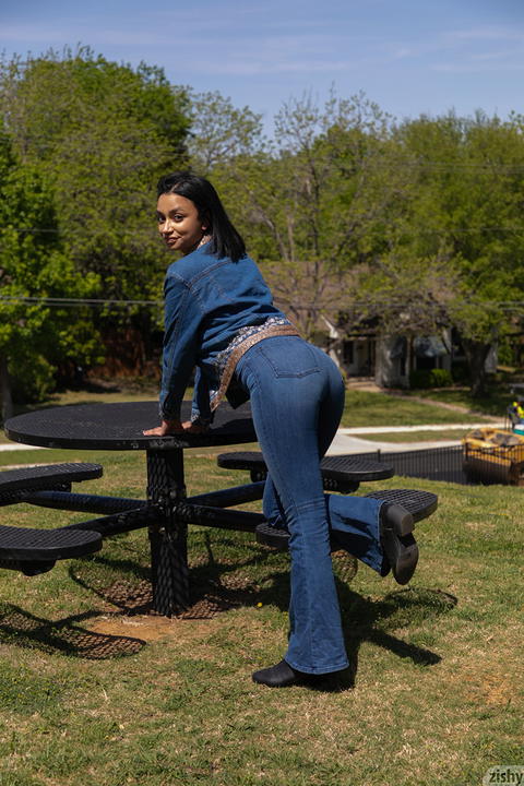 Zishy - Wynona Gibbs On Texas Feminism! - photo 1 of 1