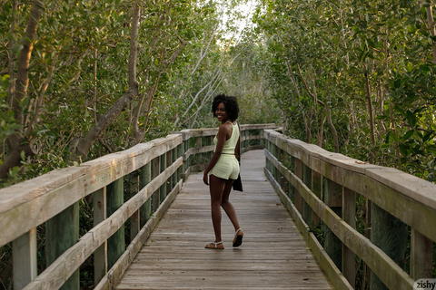 Zishy - Lacole Sawyer Functional Adults Pics! - photo 1 of 1