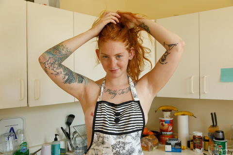 Zishy - July September Is A Hella Sexy Red Head! - photo 8 of 8