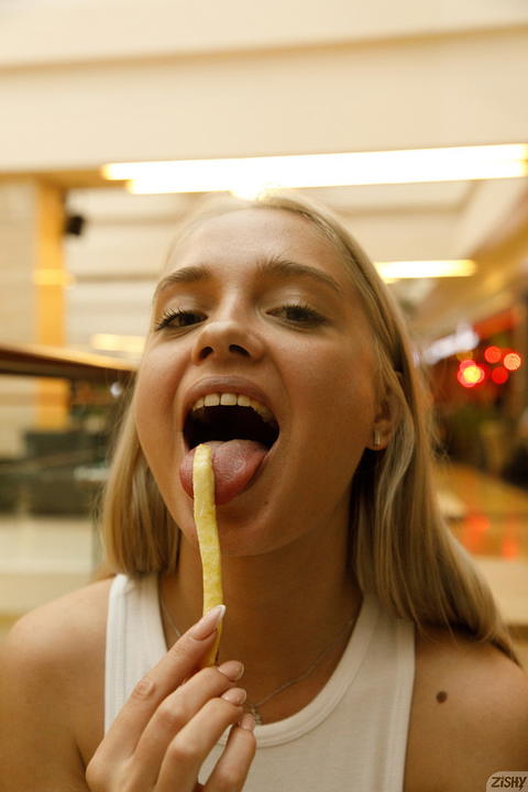 Zishy - Katya Nesterova Moscow City Meet Up! - photo 4 of 8
