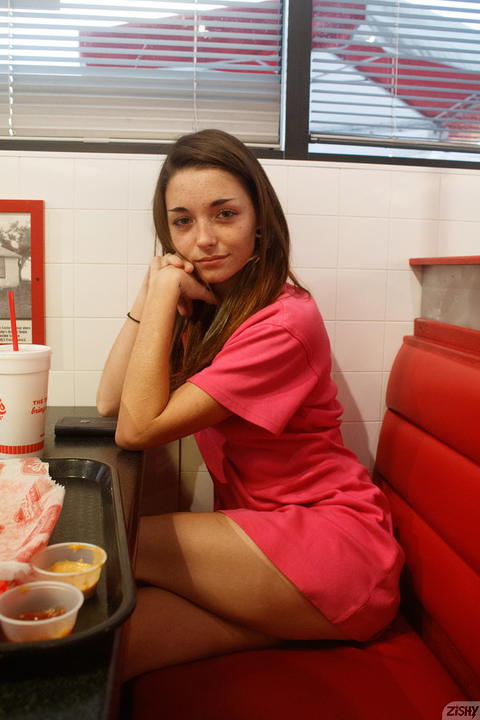 Zishy - Hannah Tarley Skinny Fries And Pink Lace Panties! - photo 7 of 8