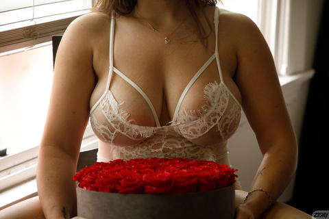 Zishy - Tyla Jessop Be My Valengine! - photo 3 of 8