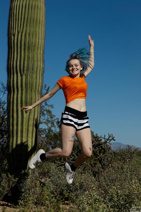 Zishy - Vonnie Bean Desert Oranges Pt 2! - photo 2 of 8