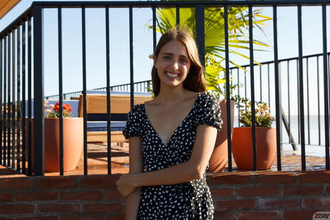 Zishy - Zoe Aguilar The Blank Show Pictures! - photo 1 of 8