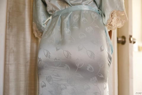 Zishy - Yeraz Gebeshian Miss LA 2 Pic’s! - photo 7 of 8