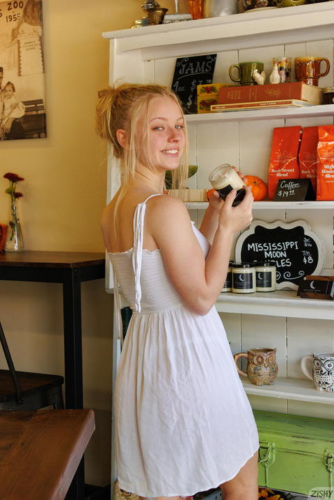 Zishy - Kylie Shay Bitesize Memphis Pic’s! - photo 3 of 8