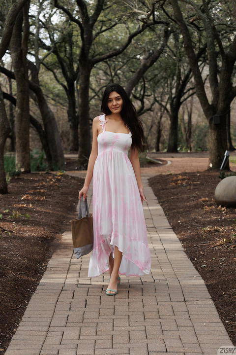 Zishy - Soledad Lomas I Can Make You Feel Better! - photo 1 of 1