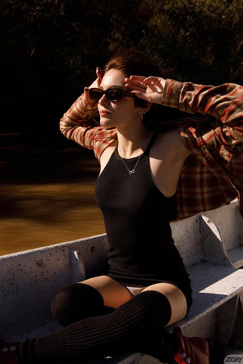 Zishy - Miquela Dezza Nice Trips! - photo 6 of 15