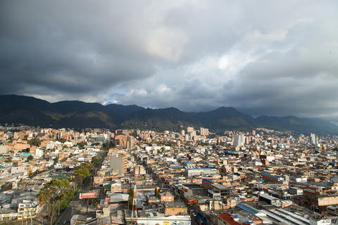 Zishy - Luisa Medrano Where Am I At Pictures! - photo 2 of 8