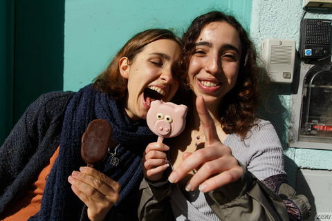 Zishy - Zoe and Emma Café Orno Pic’s! - photo 4 of 12