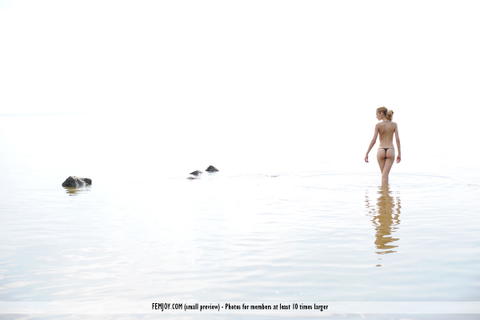 Femjoy - Eliza P Out On The Beach Nude! - photo 16 of 16