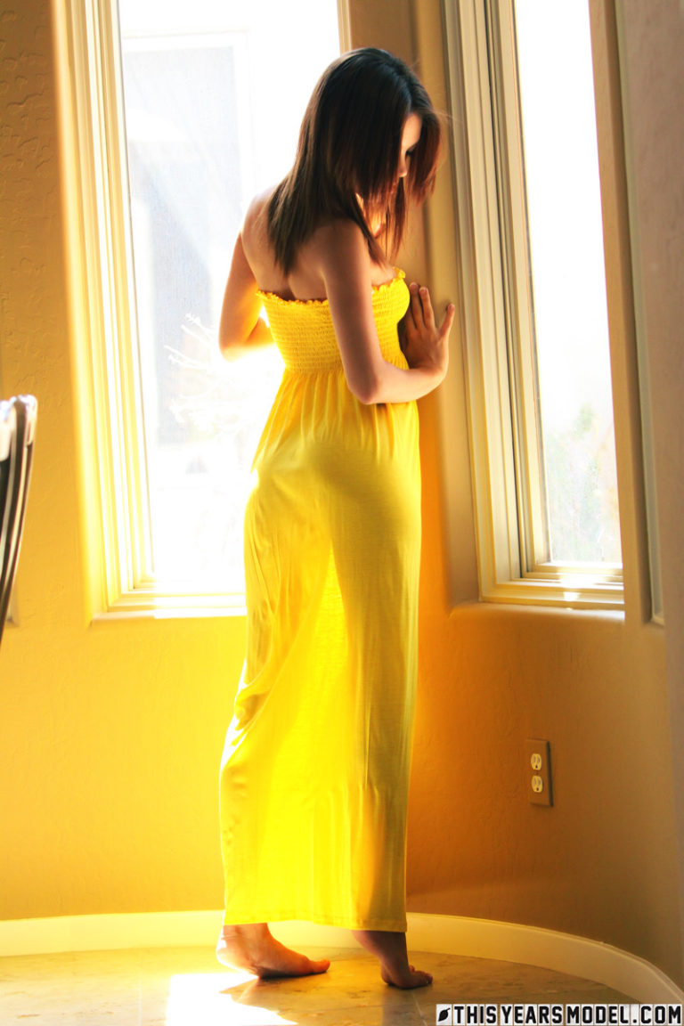 Ashley Doll - Ashley Doll In A Sheer Yellow Dress With No Bra Or Panties On! - photo 1 of 1