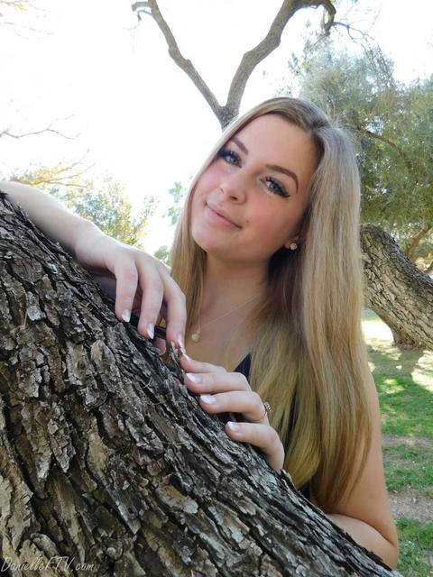 FTV Girls - Danielle FTV Playing With Her Pussy in Public Park! - photo 1 of 1