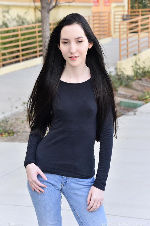 FTV Girls - FTV Girl Maia Outdoors in Public Showing Her Cream White Body! - photo 1 of 1