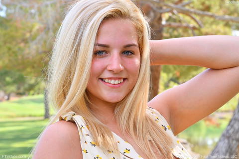 FTV Girls - Sophia, Blonde, Blue Eyes And Teasing Us Today! - photo 7 of 15