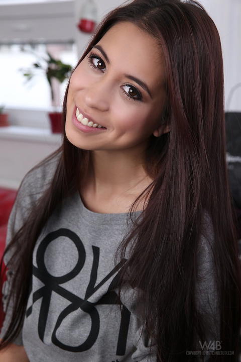Paula Shy - Paula Shy With Some Behind The Scenes Pictures! - photo 1 of 1