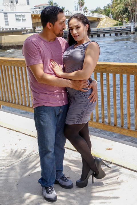 Sheena Ryder - Sheena Ryder Getting Fucked In Pompano Beach! - photo 1 of 1