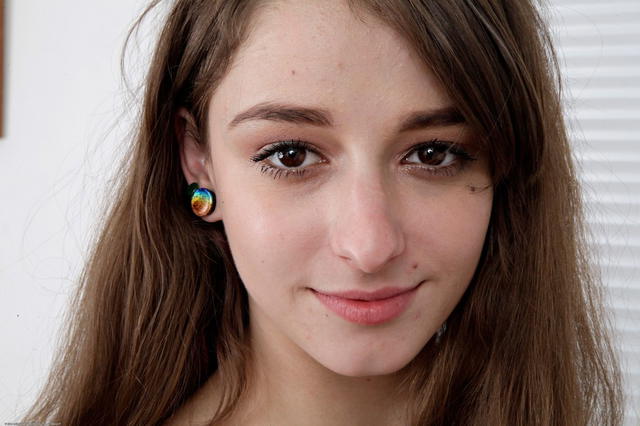 Willow Hayes Slowly Pulls Off Her Bra And Panties!